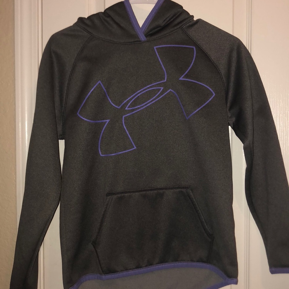Under armour hoodie!!!💜💜💜